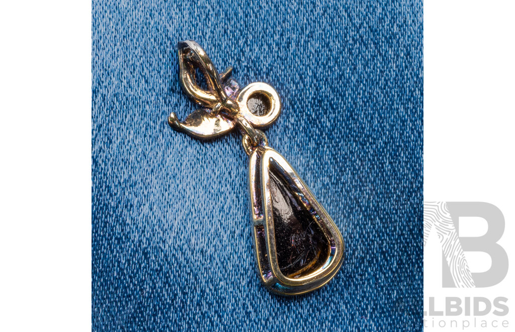 Gold Tone Silver Australian Opal Pendant - 2.05gms