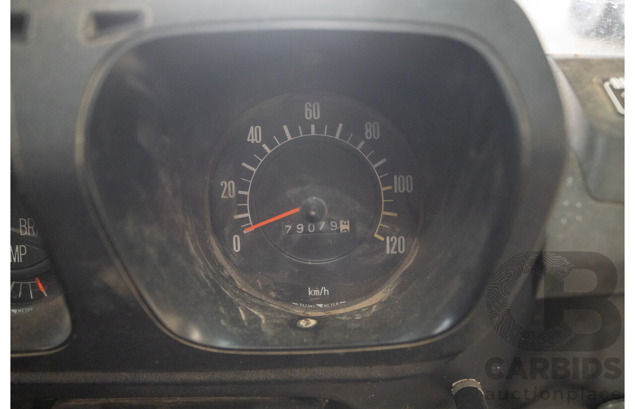 3/1977 Toyota Dyna 4d Tray Back Solid White 2.0L