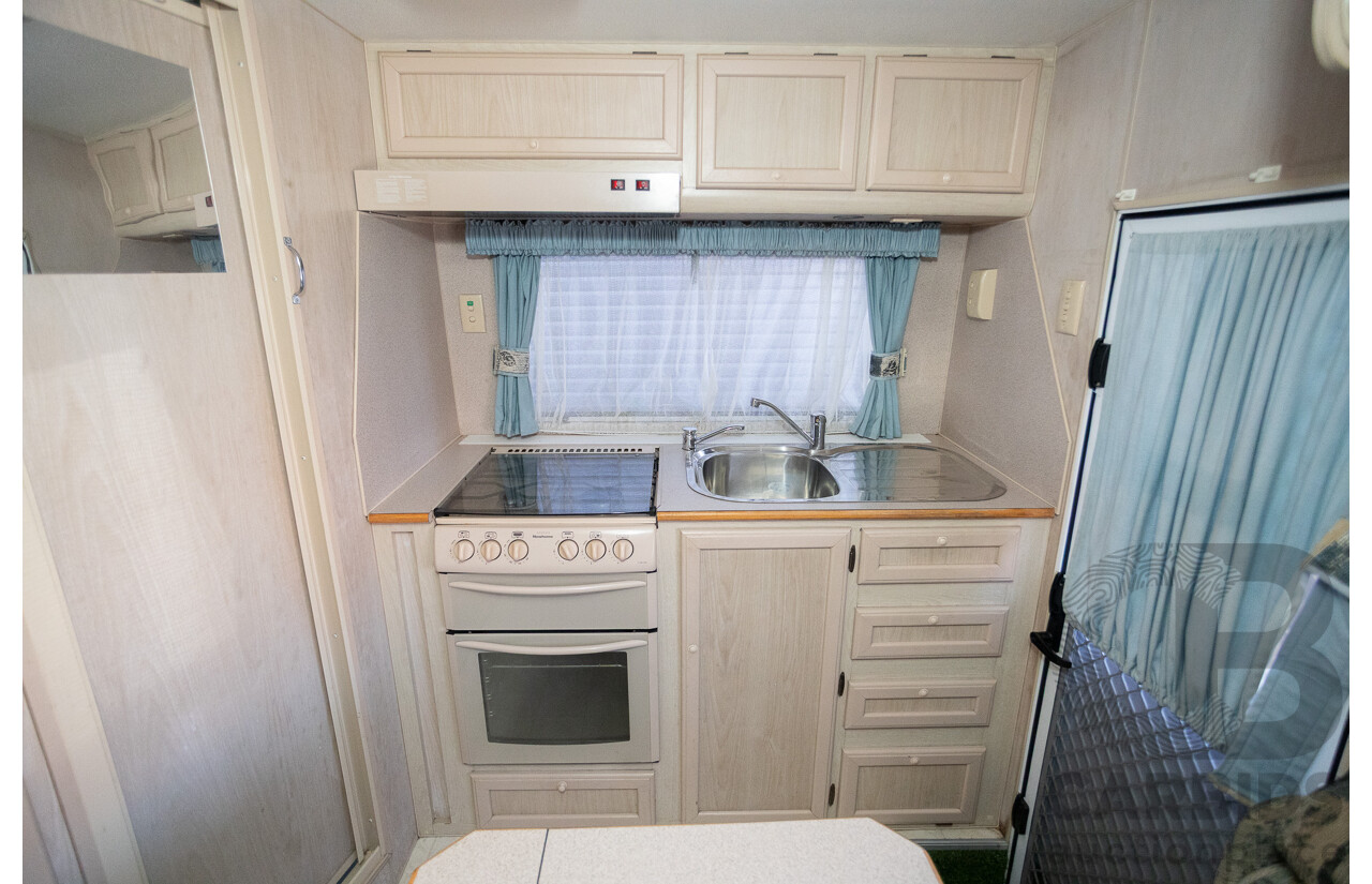 09/2000 Jayco Westport Caravan 18FT