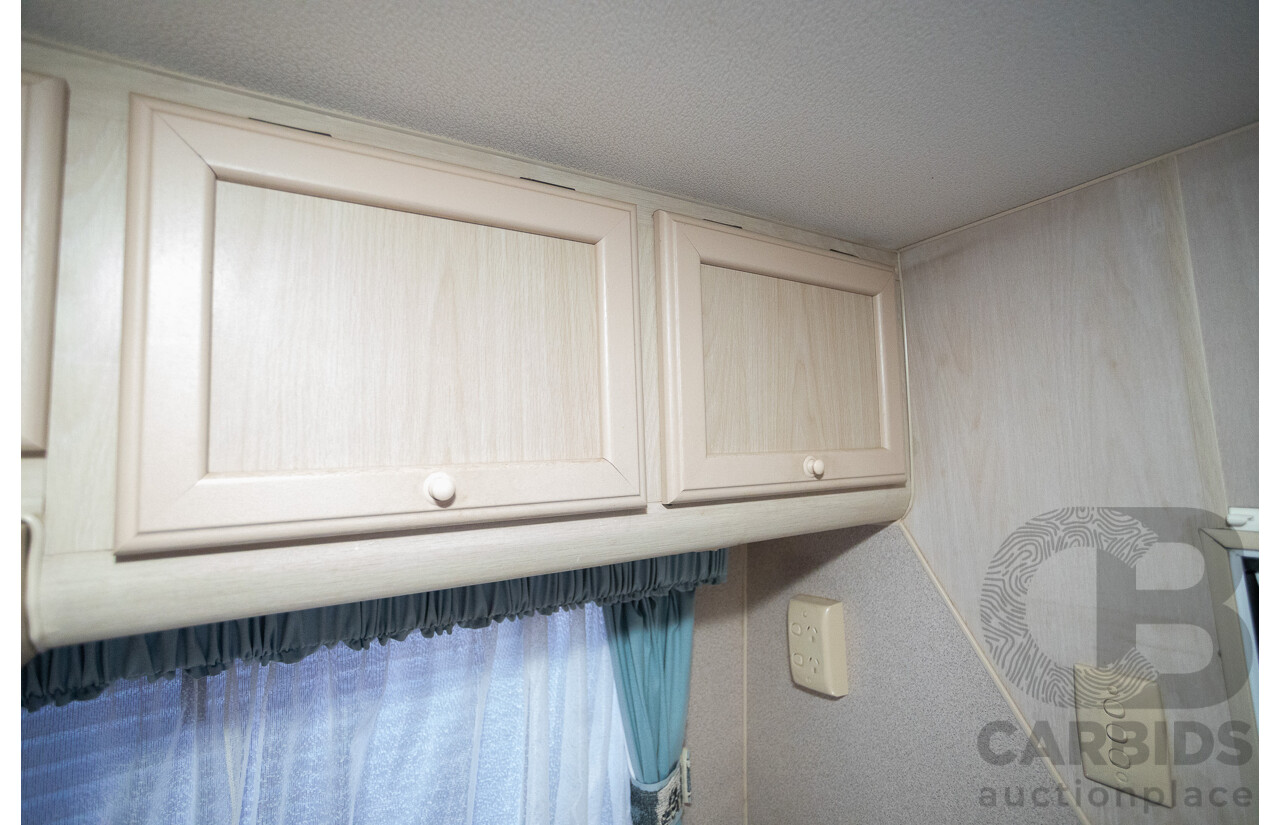 09/2000 Jayco Westport Caravan 18FT