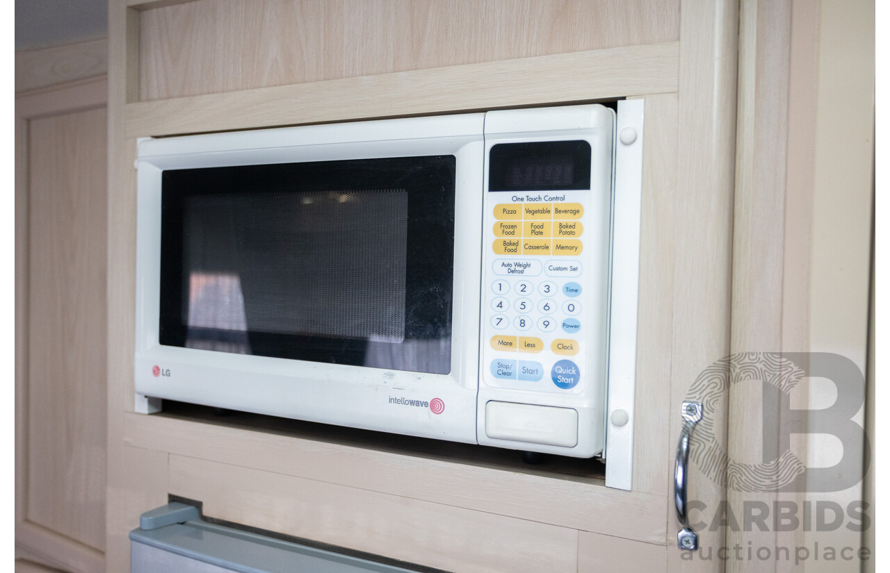 09/2000 Jayco Westport Caravan 18FT