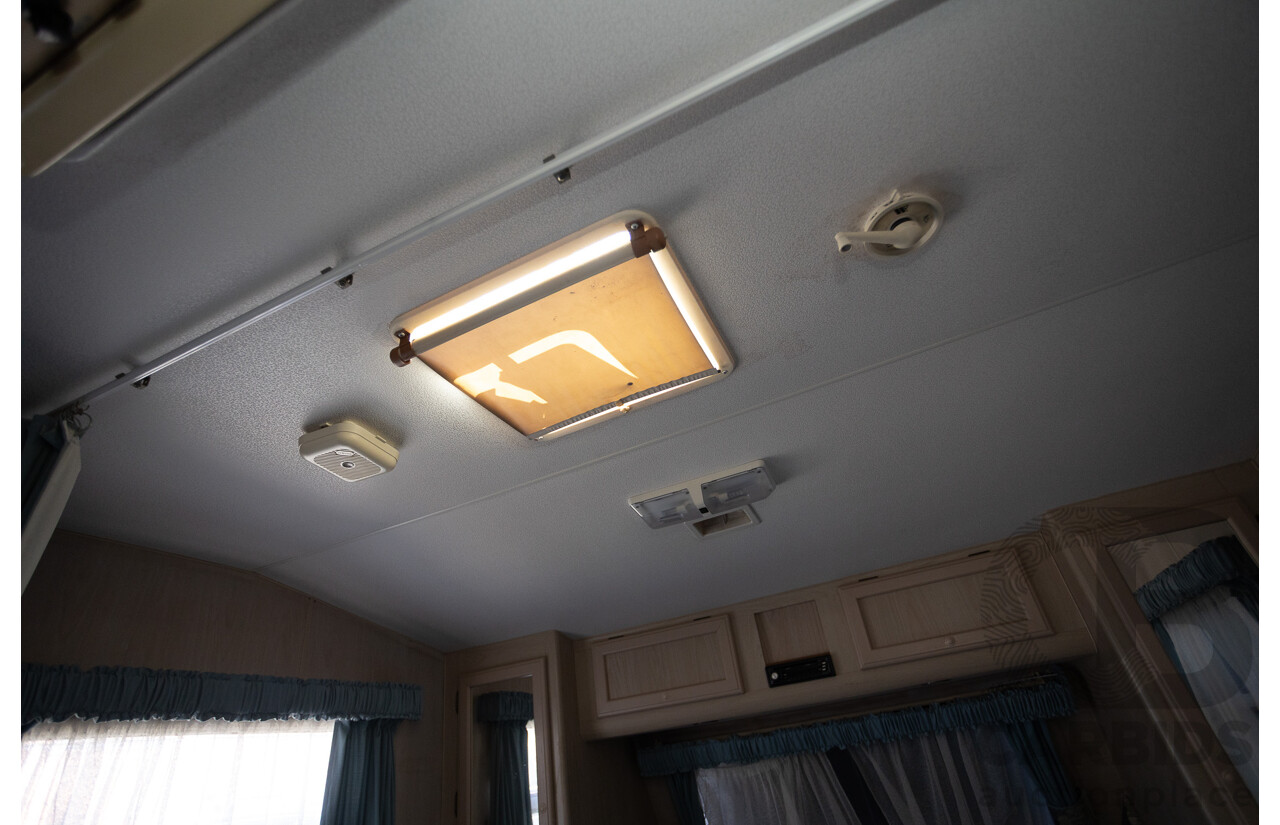 09/2000 Jayco Westport Caravan 18FT