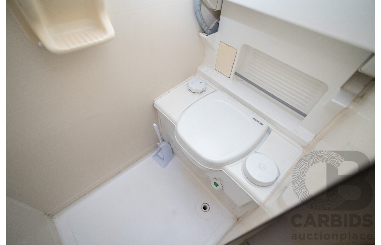 09/2000 Jayco Westport Caravan 18FT