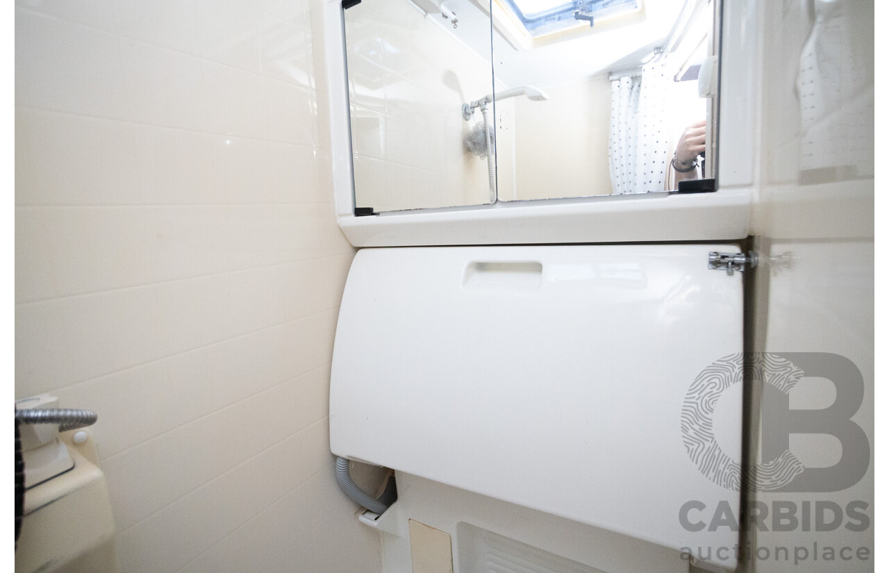 09/2000 Jayco Westport Caravan 18FT