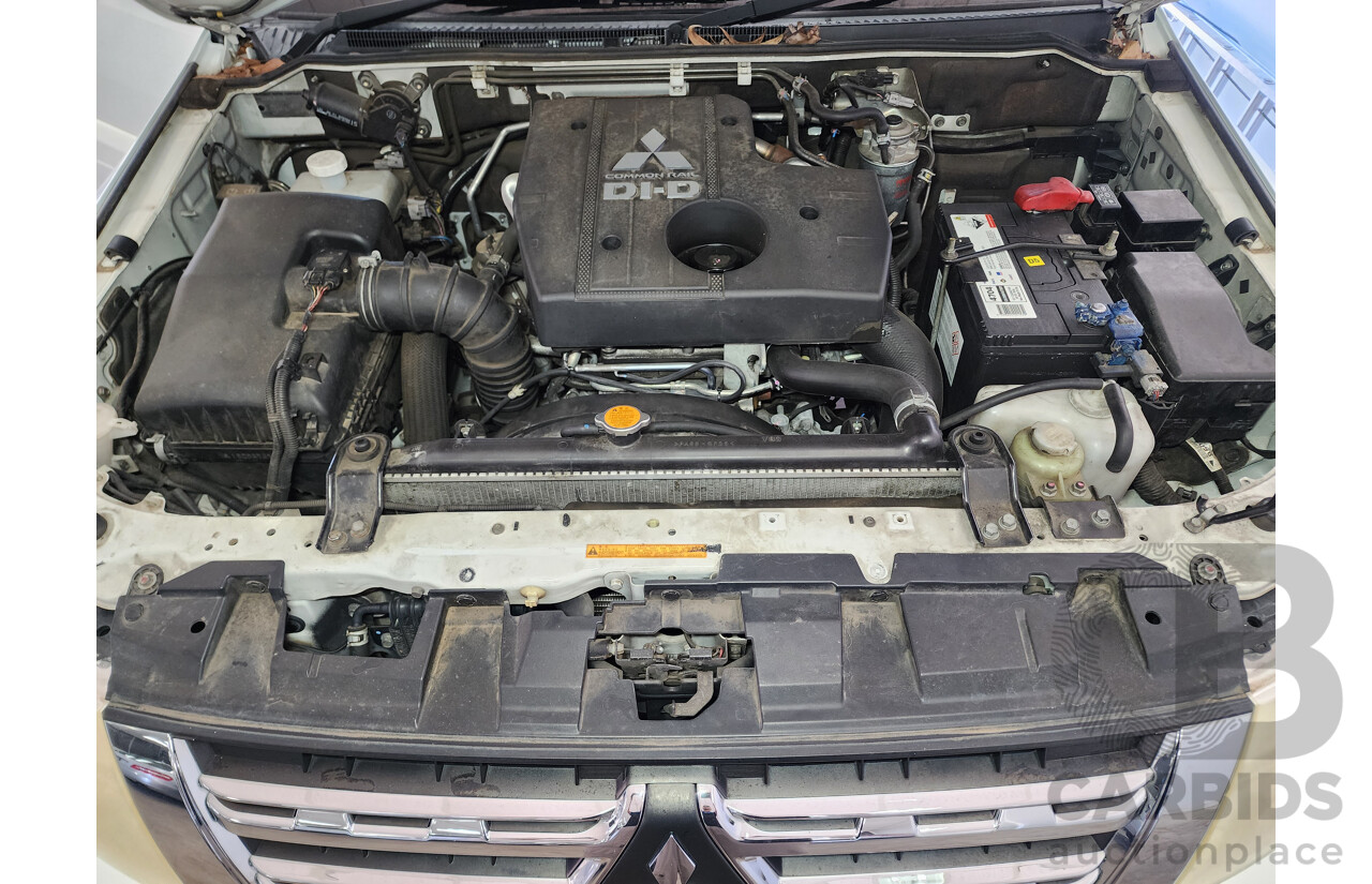 10/2011 Mitsubishi Pajero GLS LWB (4x4) NT MY11 4d Wagon White 3.2L