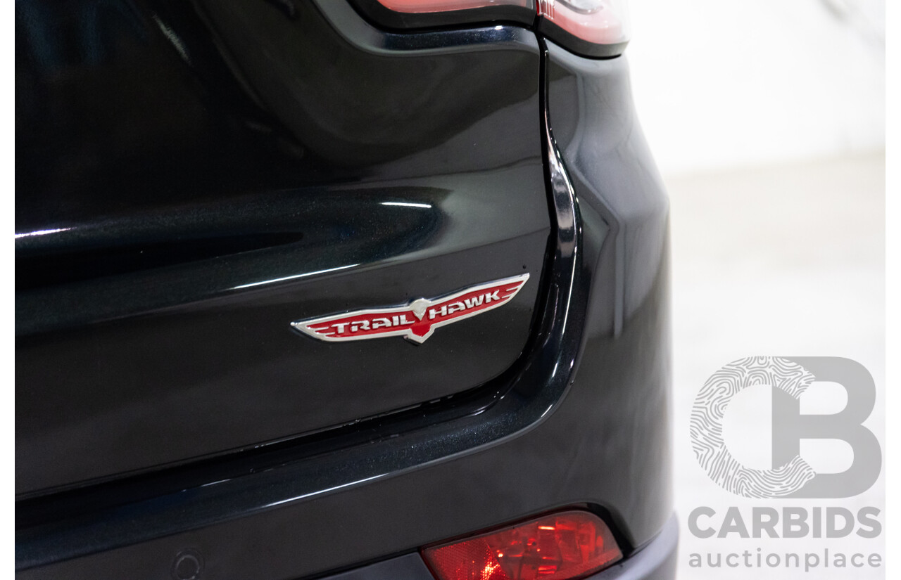 03/2021 Jeep Compass Trailhawk (4x4) M6 MY20 5d Wagon Brilliant Black Pearl Turbo 2.0L