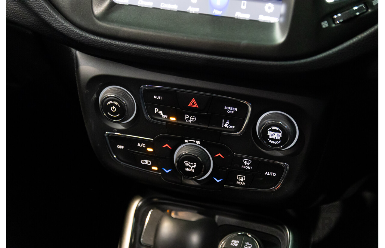 03/2021 Jeep Compass Trailhawk (4x4) M6 MY20 5d Wagon Brilliant Black Pearl Turbo 2.0L