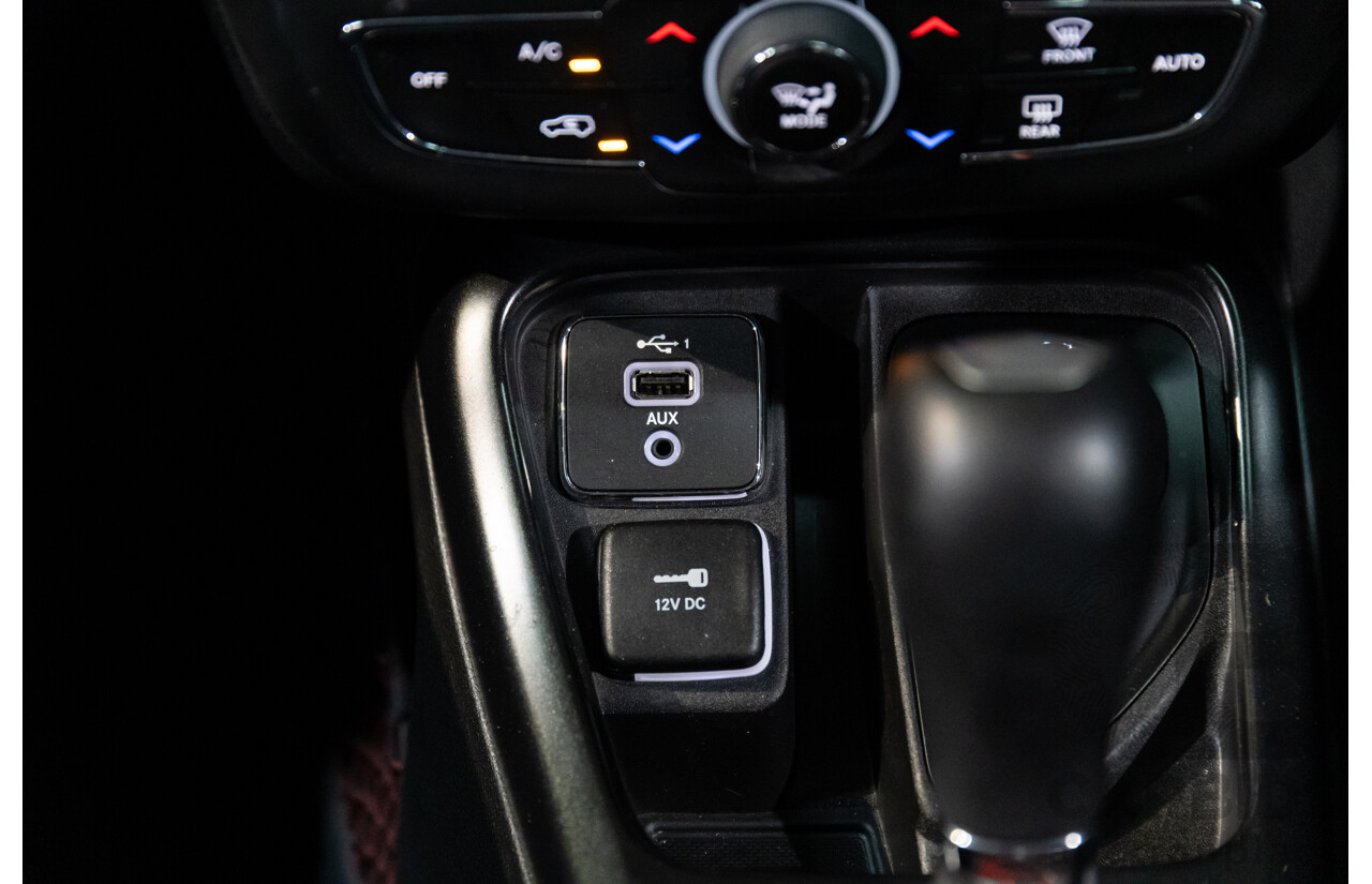 03/2021 Jeep Compass Trailhawk (4x4) M6 MY20 5d Wagon Brilliant Black Pearl Turbo 2.0L