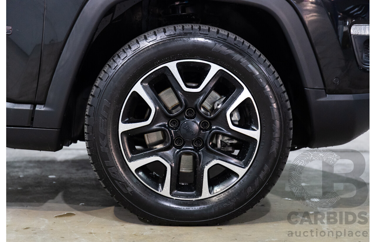 03/2021 Jeep Compass Trailhawk (4x4) M6 MY20 5d Wagon Brilliant Black Pearl Turbo 2.0L