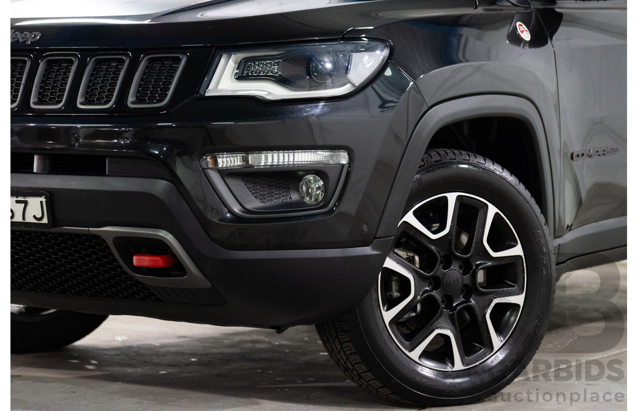 03/2021 Jeep Compass Trailhawk (4x4) M6 MY20 5d Wagon Brilliant Black Pearl Turbo 2.0L