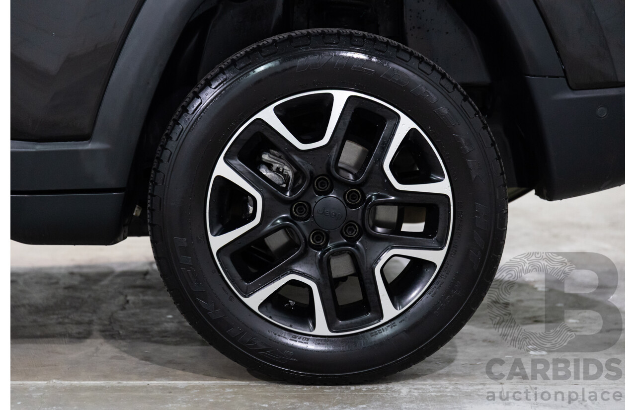 03/2021 Jeep Compass Trailhawk (4x4) M6 MY20 5d Wagon Brilliant Black Pearl Turbo 2.0L