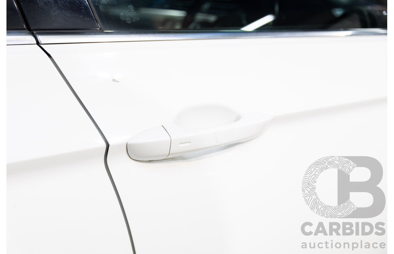 06/2016 Volkswagen Passat 140 TDI Highline (FWD) 3C MY16 4d Sedan Pure White Turbo Diesel 2.0L