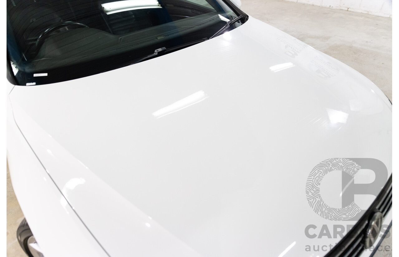06/2016 Volkswagen Passat 140 TDI Highline (FWD) 3C MY16 4d Sedan Pure White Turbo Diesel 2.0L