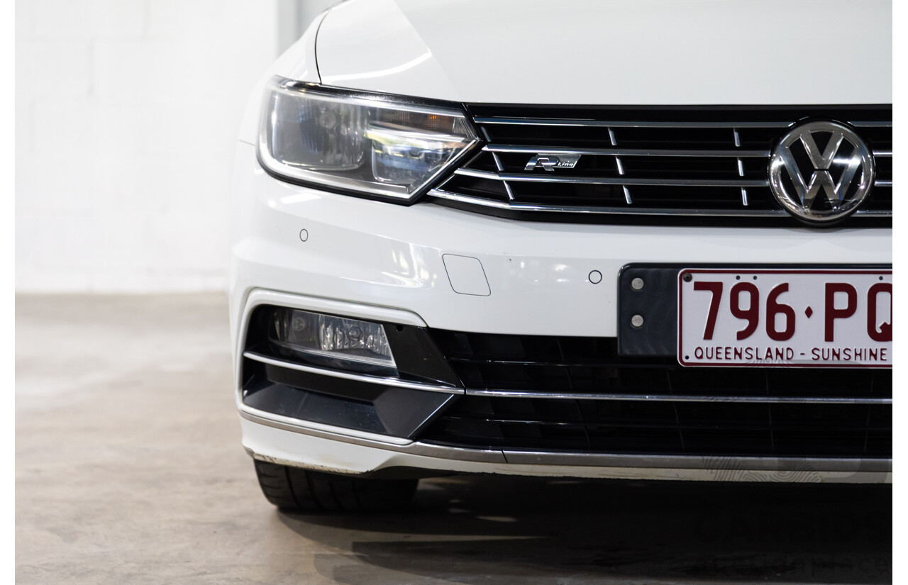 06/2016 Volkswagen Passat 140 TDI Highline (FWD) 3C MY16 4d Sedan Pure White Turbo Diesel 2.0L