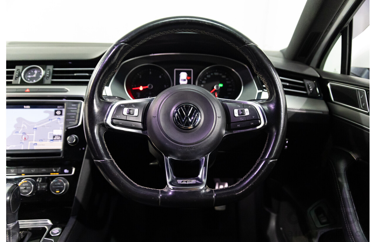 06/2016 Volkswagen Passat 140 TDI Highline (FWD) 3C MY16 4d Sedan Pure White Turbo Diesel 2.0L