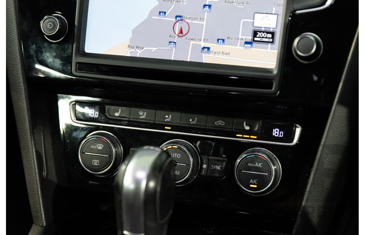 06/2016 Volkswagen Passat 140 TDI Highline (FWD) 3C MY16 4d Sedan Pure White Turbo Diesel 2.0L