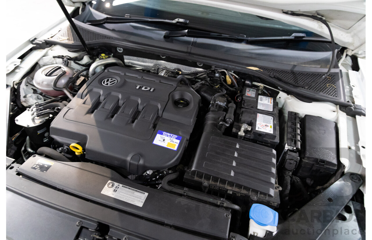 06/2016 Volkswagen Passat 140 TDI Highline (FWD) 3C MY16 4d Sedan Pure White Turbo Diesel 2.0L