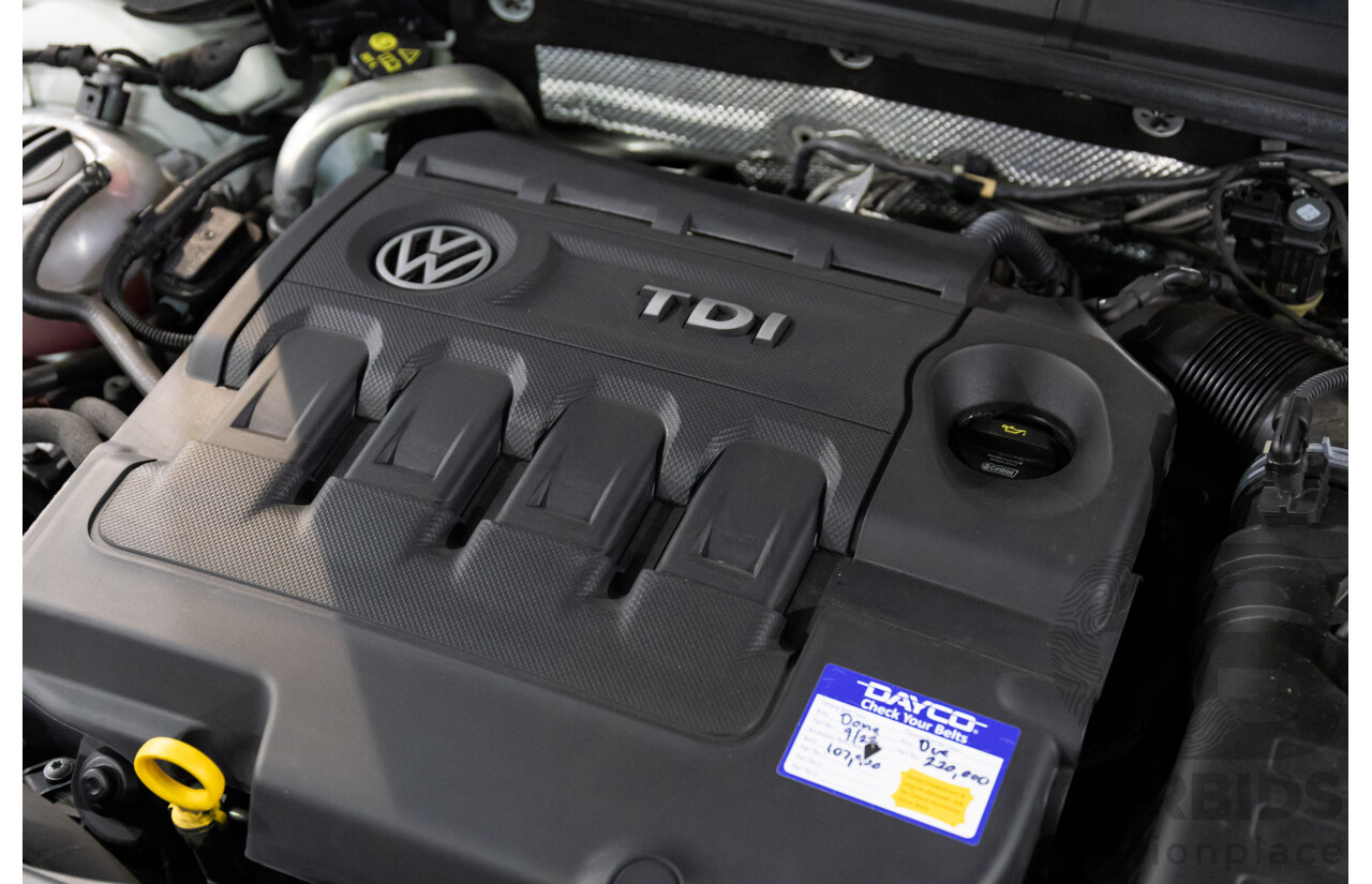 06/2016 Volkswagen Passat 140 TDI Highline (FWD) 3C MY16 4d Sedan Pure White Turbo Diesel 2.0L