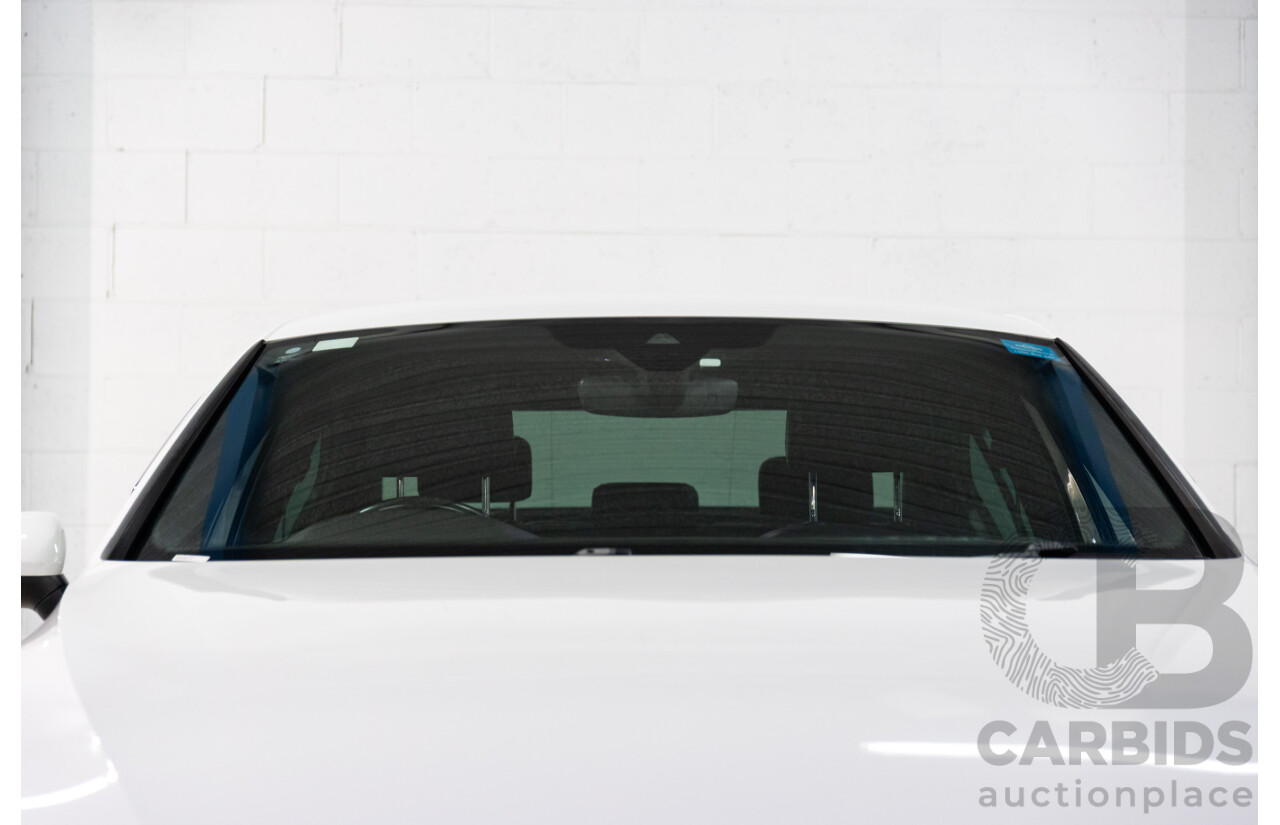 06/2016 Volkswagen Passat 140 TDI Highline (FWD) 3C MY16 4d Sedan Pure White Turbo Diesel 2.0L