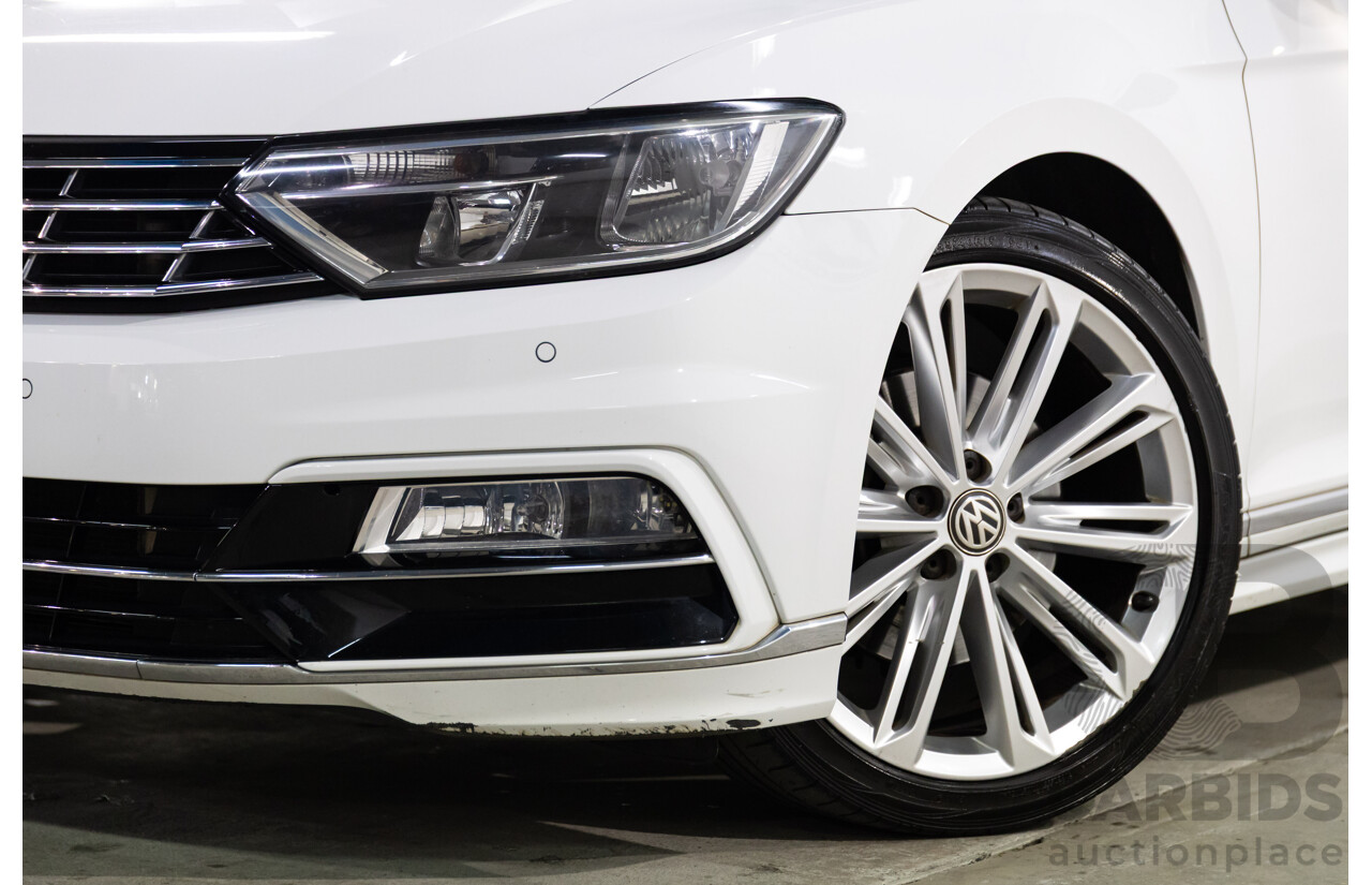 06/2016 Volkswagen Passat 140 TDI Highline (FWD) 3C MY16 4d Sedan Pure White Turbo Diesel 2.0L