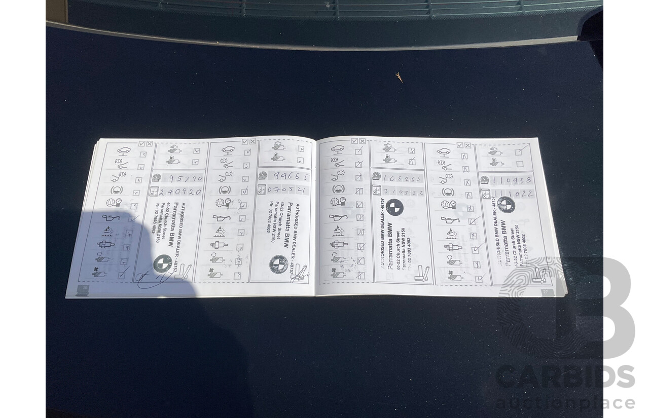 5/2011 BMW 320i E90 MY11 4d Sedan Black 2.0L