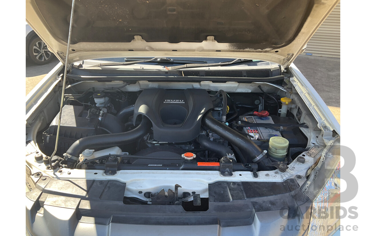 09/2016 Isuzu D-Max SX HI-RIDE (4x2) RWD TF MY15.5 C/Chas White Turbo Diesel 3.0L