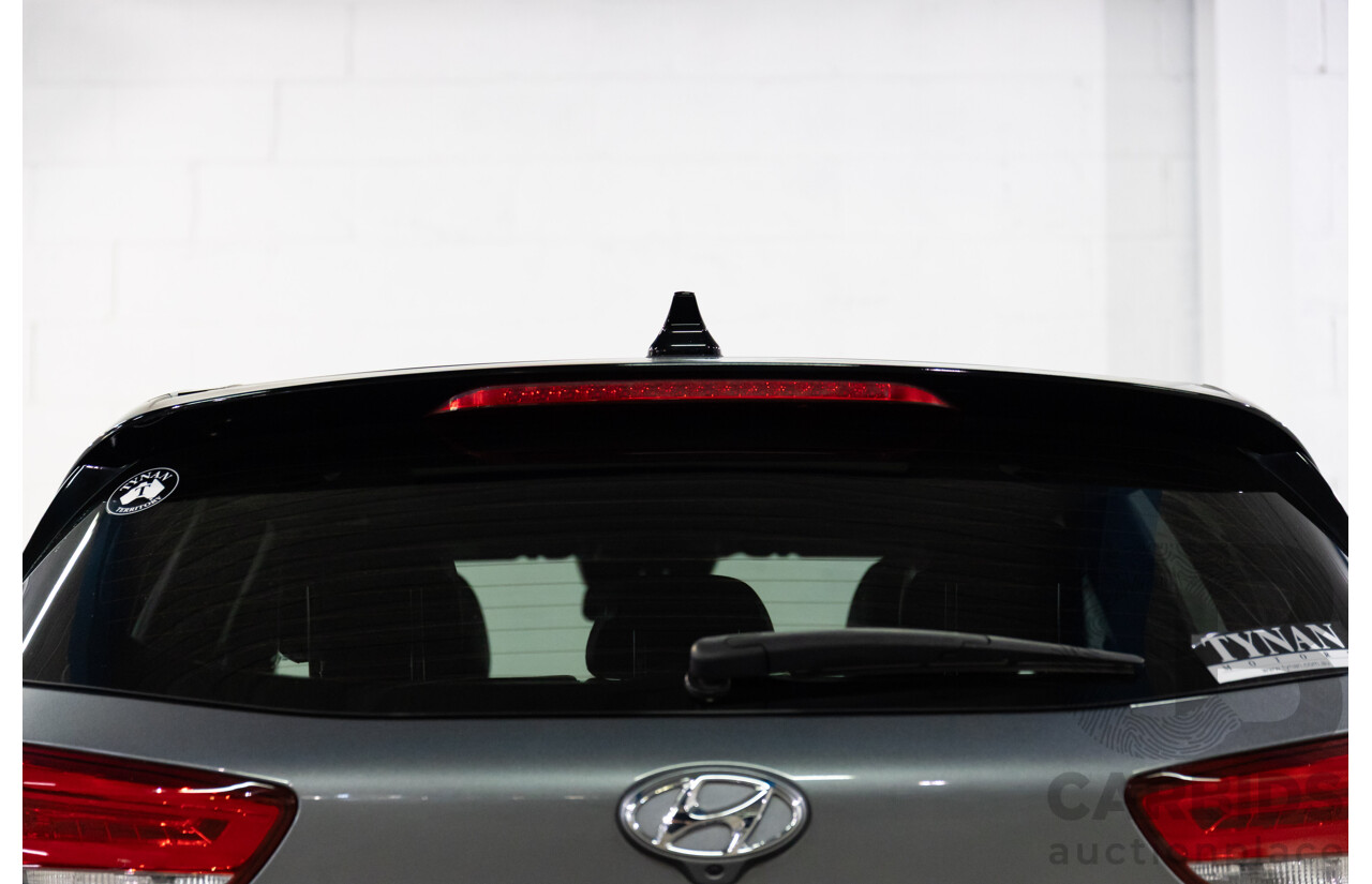 02/2018 Hyundai i30 SR (FWD) PD 4d Hatchback Sparkling Metal Metallic Turbo 1.6L