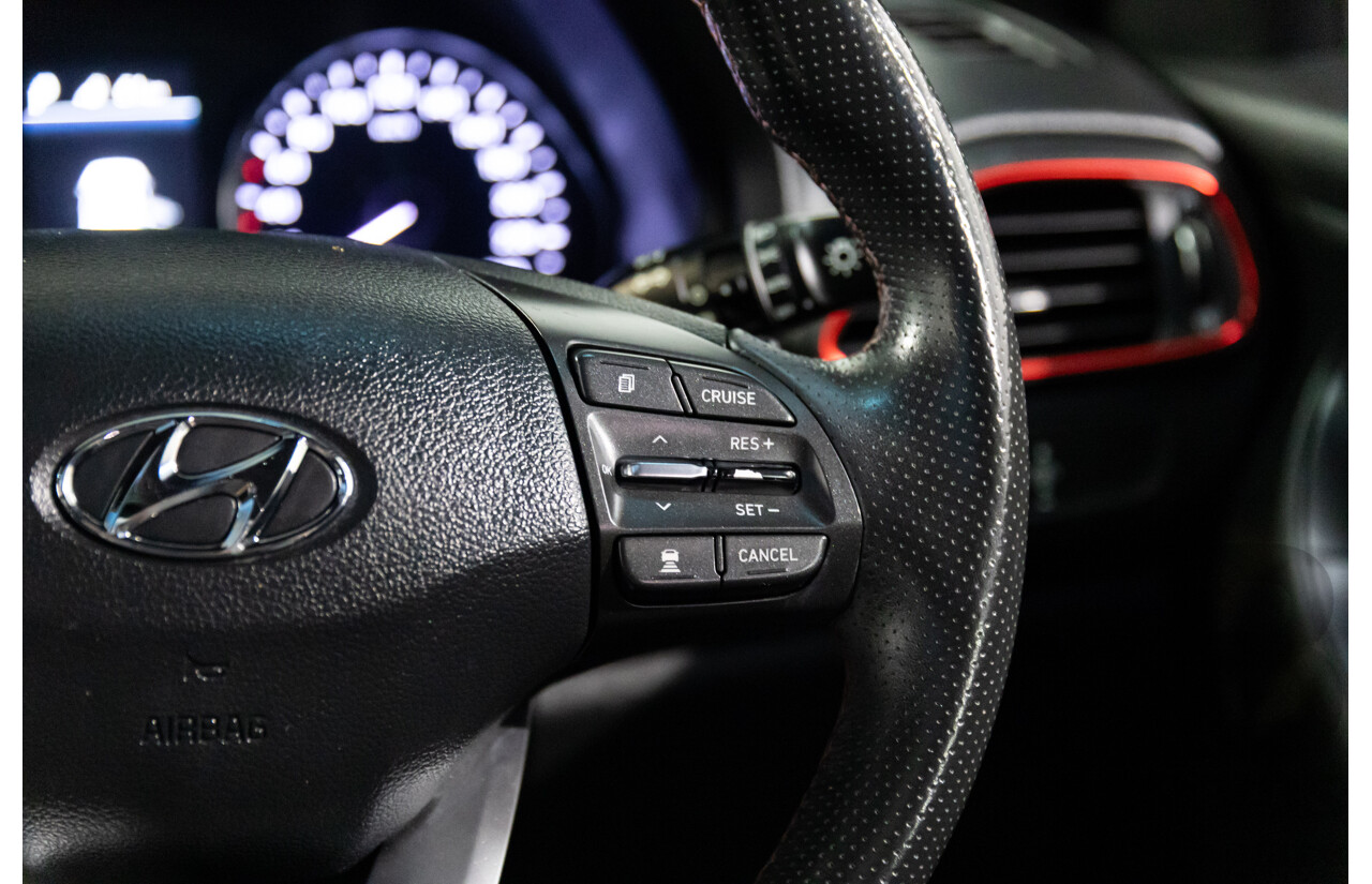 02/2018 Hyundai i30 SR (FWD) PD 4d Hatchback Sparkling Metal Metallic Turbo 1.6L