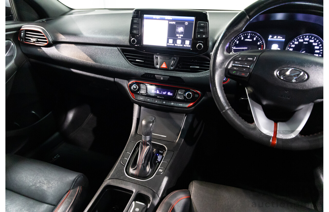 02/2018 Hyundai i30 SR (FWD) PD 4d Hatchback Sparkling Metal Metallic Turbo 1.6L