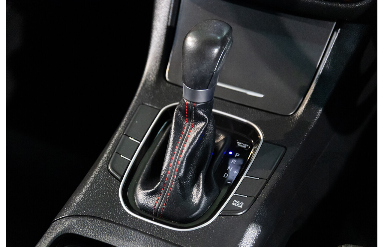 02/2018 Hyundai i30 SR (FWD) PD 4d Hatchback Sparkling Metal Metallic Turbo 1.6L