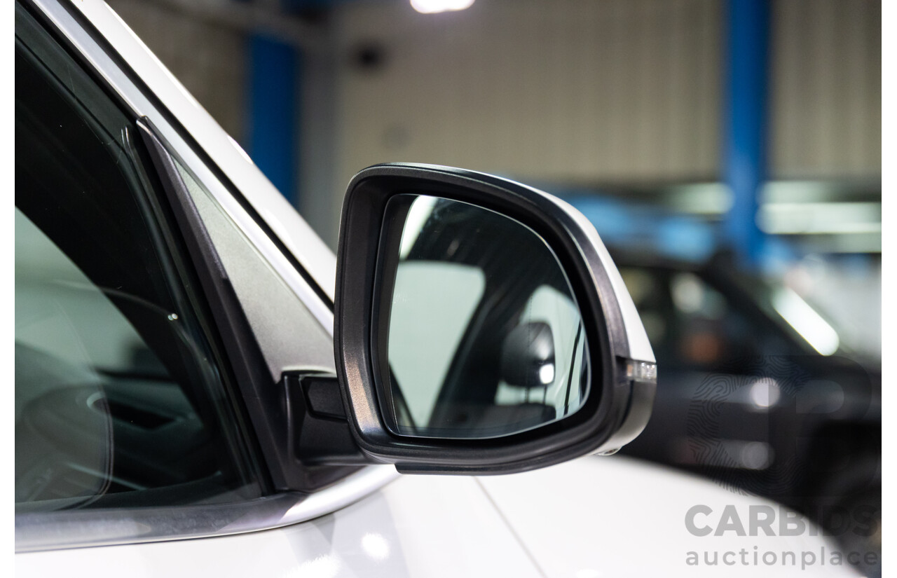 9/2014 BMW X3 xDrive30d F25 MY14 4d Wagon Mineral White Metallic Turbo Diesel 3.0L