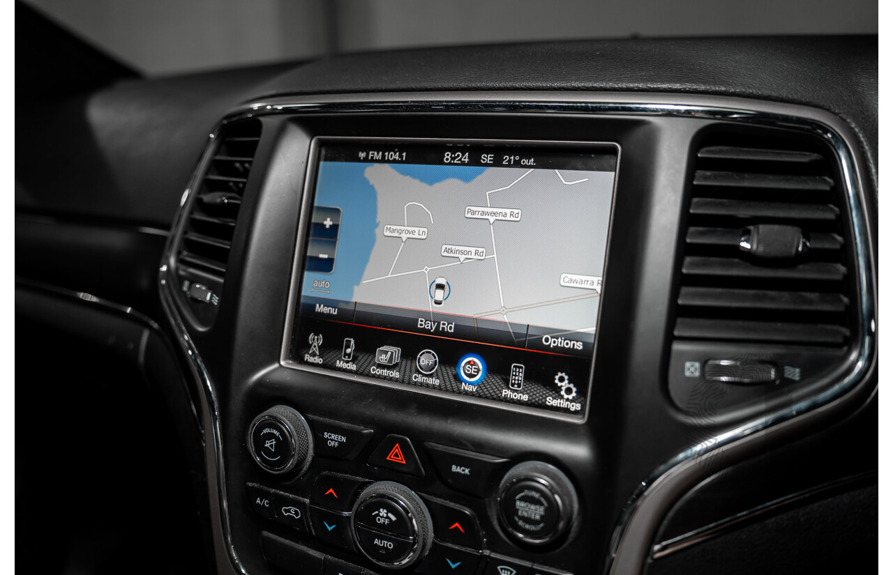 11/2016 Jeep Grand Cherokee Limited (4x4) WK MY15 4d Wagon Bright White V6 3.6L