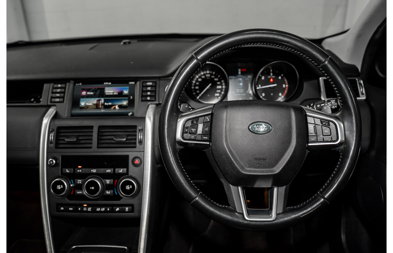 10/2017 Land Rover Discovery Sport TD4 HSE (110kW AWD) 5 Seat L550 MY18 4D Wagon Fuji White Turbo Diesel 2.0L