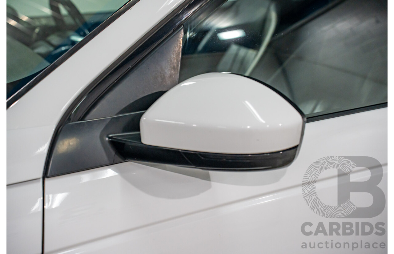 10/2017 Land Rover Discovery Sport TD4 HSE (110kW AWD) 5 Seat L550 MY18 4D Wagon Fuji White Turbo Diesel 2.0L