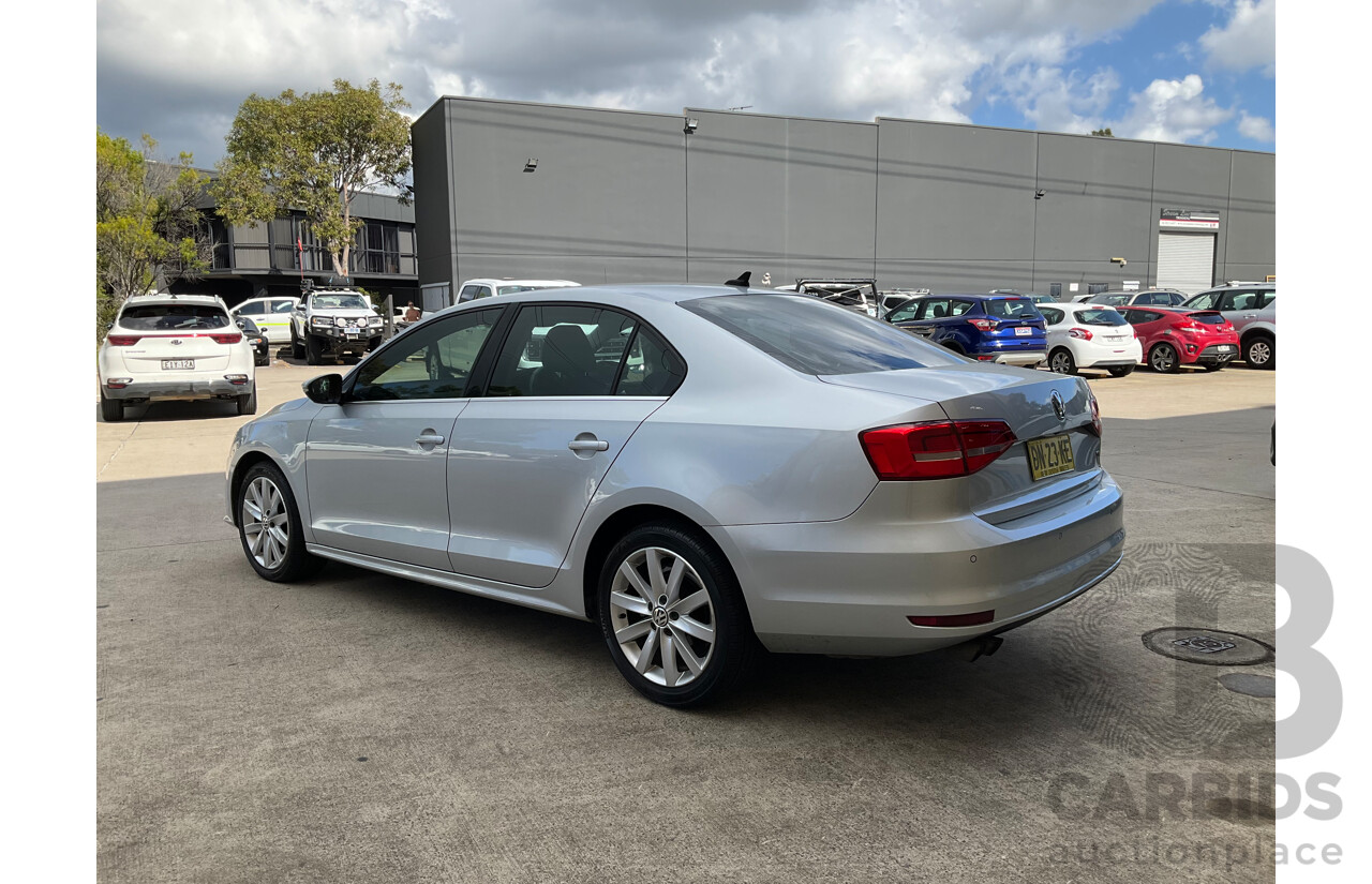 1/2015 Volkswagen Jetta 118 TSI Comfortline 1KM MY15 4d Sedan Silver Twincharged 1.4L