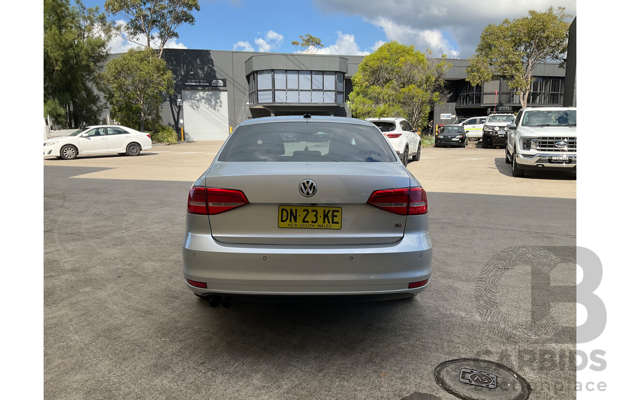 1/2015 Volkswagen Jetta 118 TSI Comfortline 1KM MY15 4d Sedan Silver Twincharged 1.4L