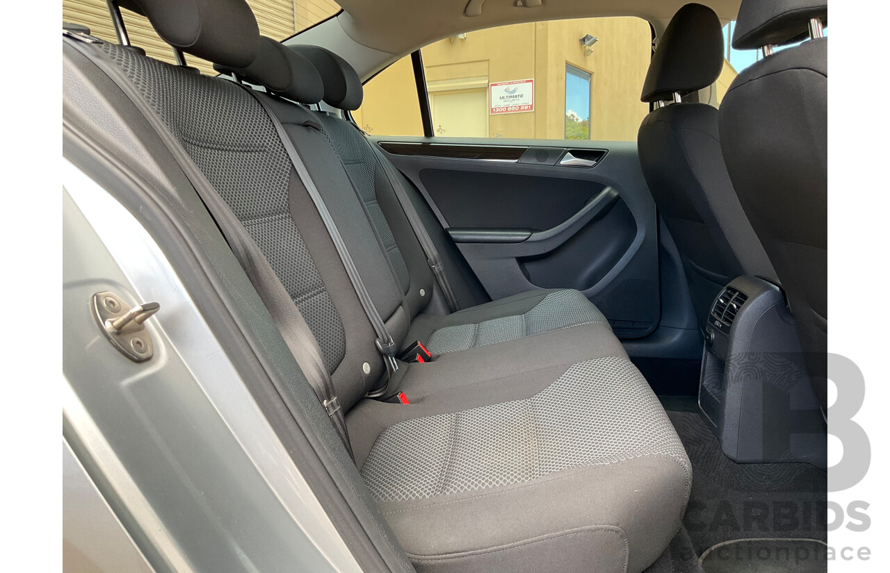 1/2015 Volkswagen Jetta 118 TSI Comfortline 1KM MY15 4d Sedan Silver Twincharged 1.4L