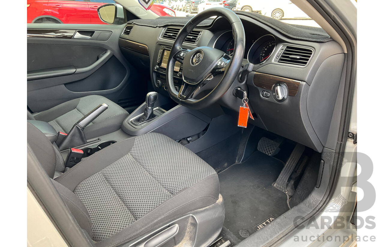 1/2015 Volkswagen Jetta 118 TSI Comfortline 1KM MY15 4d Sedan Silver Twincharged 1.4L