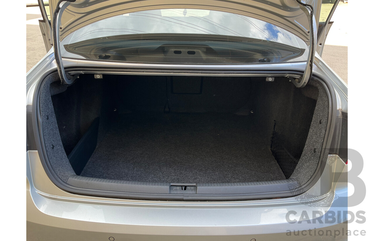 1/2015 Volkswagen Jetta 118 TSI Comfortline 1KM MY15 4d Sedan Silver Twincharged 1.4L