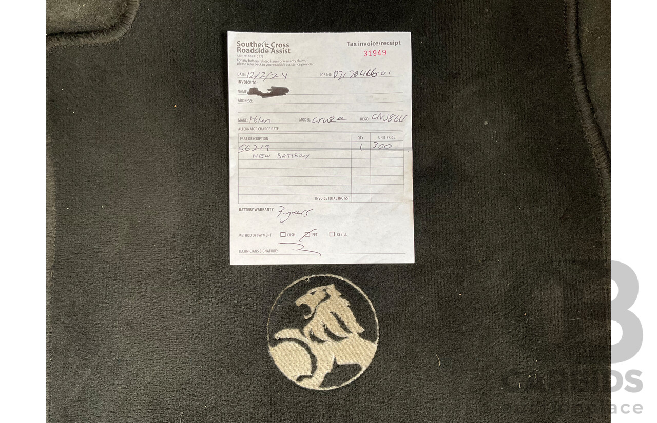 5/2013 Holden Cruze SRi V JH MY13 5d Hatchback White Turbo 1.4L