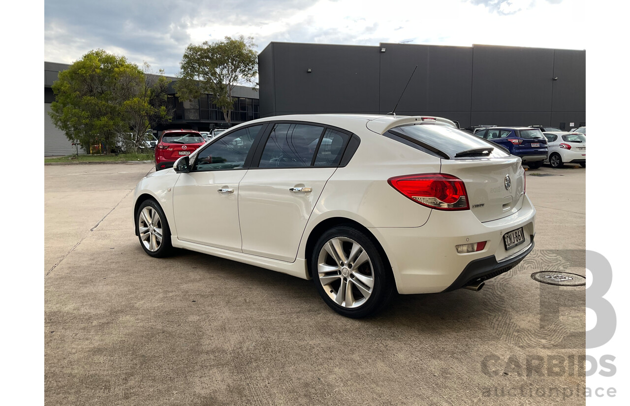 5/2013 Holden Cruze SRi V JH MY13 5d Hatchback White Turbo 1.4L