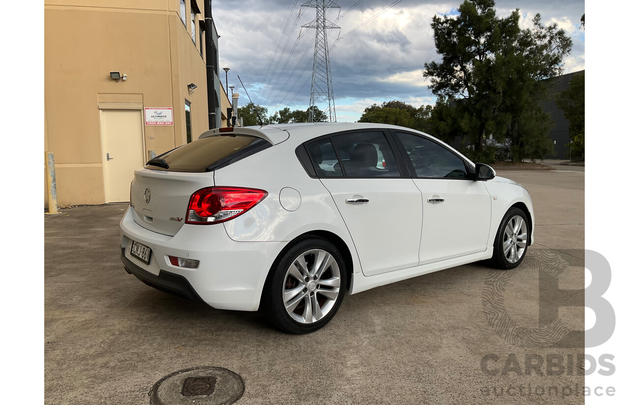 5/2013 Holden Cruze SRi V JH MY13 5d Hatchback White Turbo 1.4L