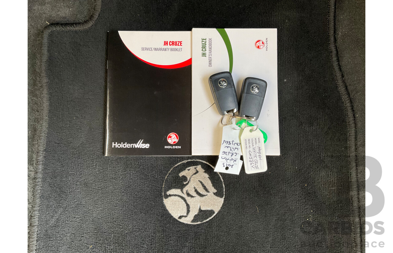 5/2013 Holden Cruze SRi V JH MY13 5d Hatchback White Turbo 1.4L