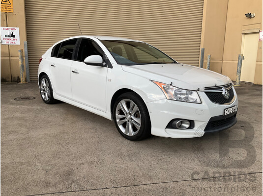 5/2013 Holden Cruze SRi V JH MY13 5d Hatchback White Turbo 1.4L