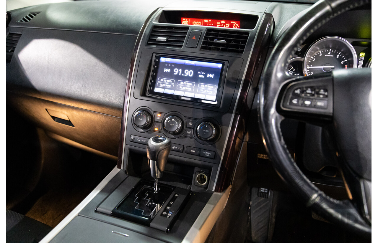 10/2013 Mazda CX-9 Luxury (FWD) MY14 4d Wagon Meteor Grey Metallic V6 3.7L - 7 Seater