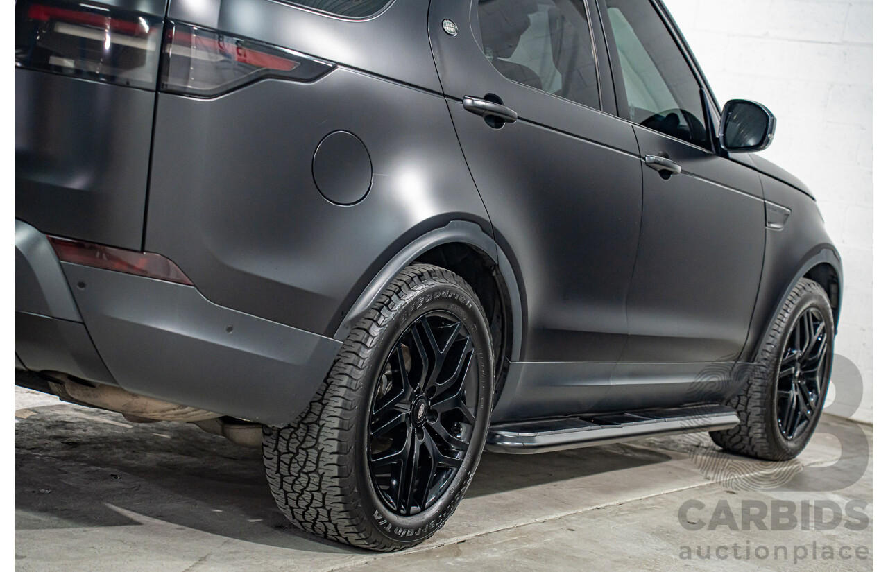 11/2018 Land Rover Discovery SD4 SE (177kW 4WD) L462 MY19 4d Wagon Silicon Silver Metallic (Matt Black Wrap) Turbo Diesel 2.0L