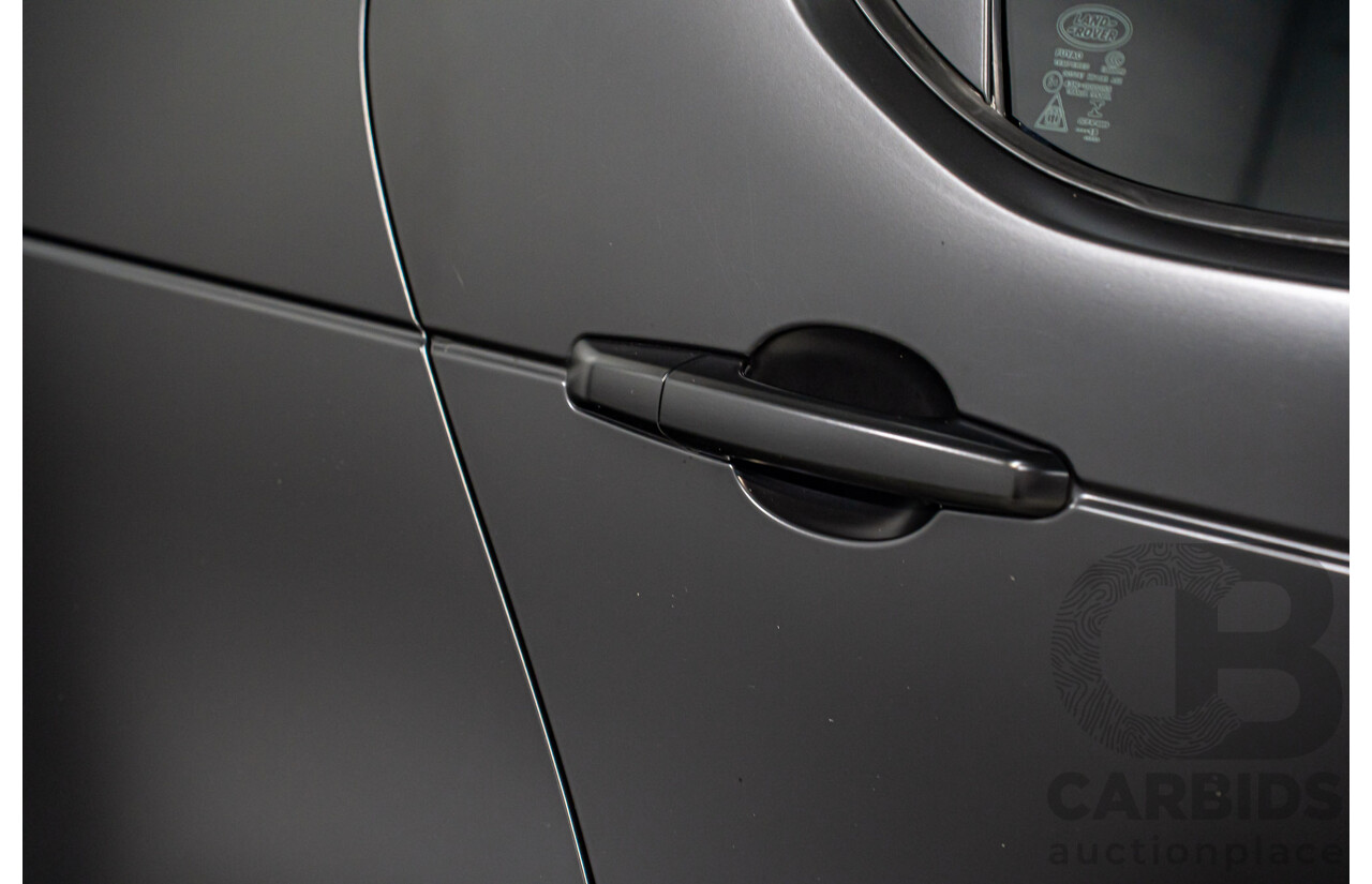 11/2018 Land Rover Discovery SD4 SE (177kW 4WD) L462 MY19 4d Wagon Silicon Silver Metallic (Matt Black Wrap) Turbo Diesel 2.0L