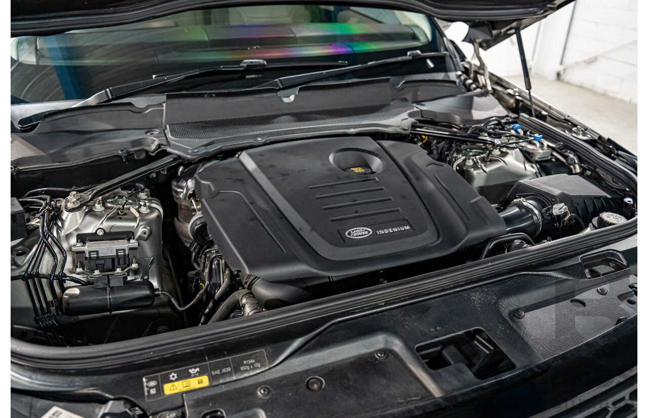 11/2018 Land Rover Discovery SD4 SE (177kW 4WD) L462 MY19 4d Wagon Silicon Silver Metallic (Matt Black Wrap) Turbo Diesel 2.0L