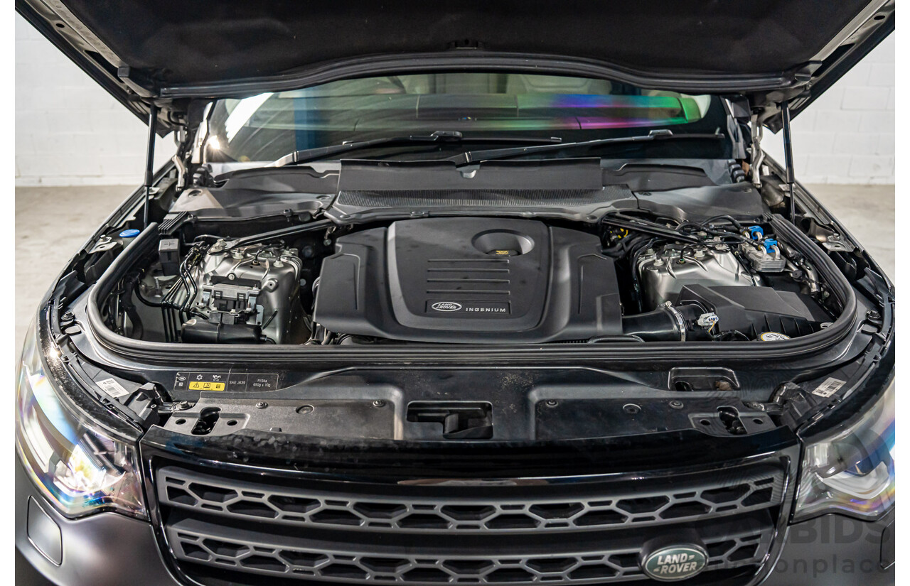 11/2018 Land Rover Discovery SD4 SE (177kW 4WD) L462 MY19 4d Wagon Silicon Silver Metallic (Matt Black Wrap) Turbo Diesel 2.0L