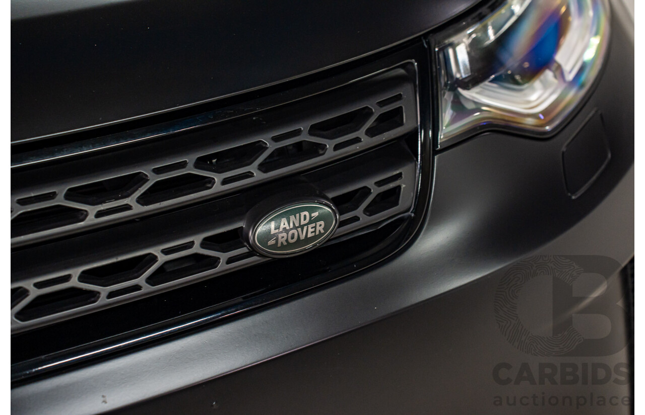 11/2018 Land Rover Discovery SD4 SE (177kW 4WD) L462 MY19 4d Wagon Silicon Silver Metallic (Matt Black Wrap) Turbo Diesel 2.0L